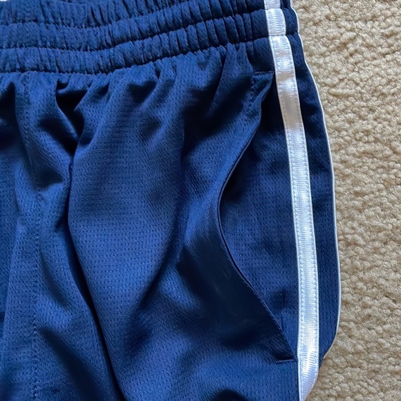 Adidas Boys Athletic Shorts. - Picture 5 of 12